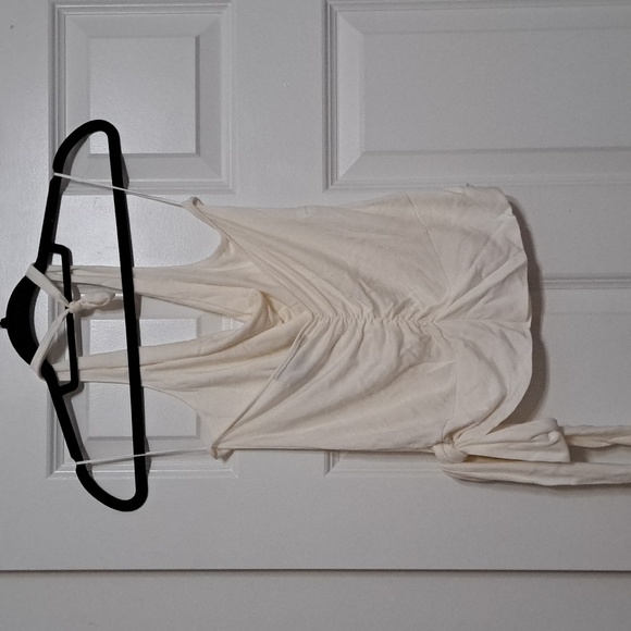 Express, Medium, Halter top Blouse - Picture 2 of 2